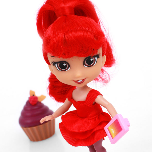 Sophia - For Keeps™ Girl with Cupcake Keepsake™ Series 1